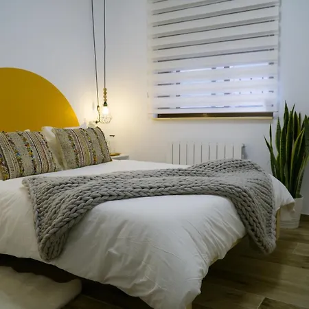 Trauko Flat Parking 15 Euros X Day Ebi01313